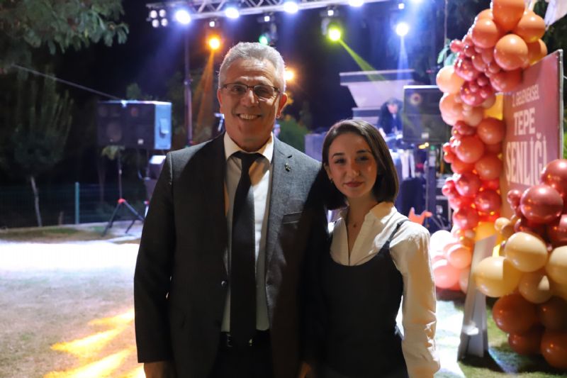 Başkan Tetik, Tepe Şenliği’nde gençlerle buluştu