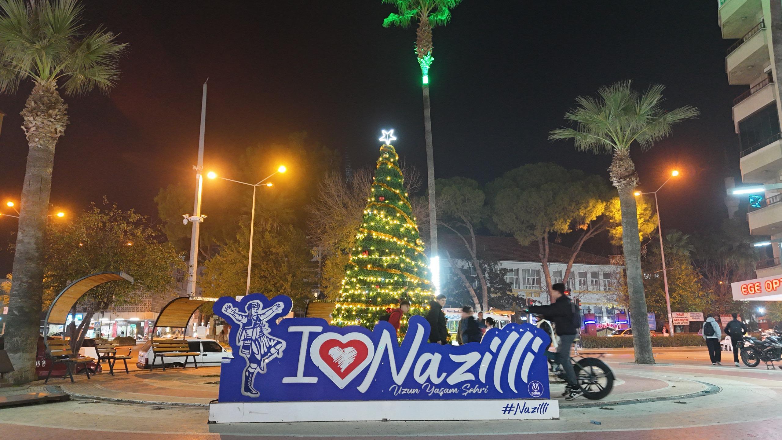 Nazilli Belediyesi şehri yeni yıla hazırlıyor