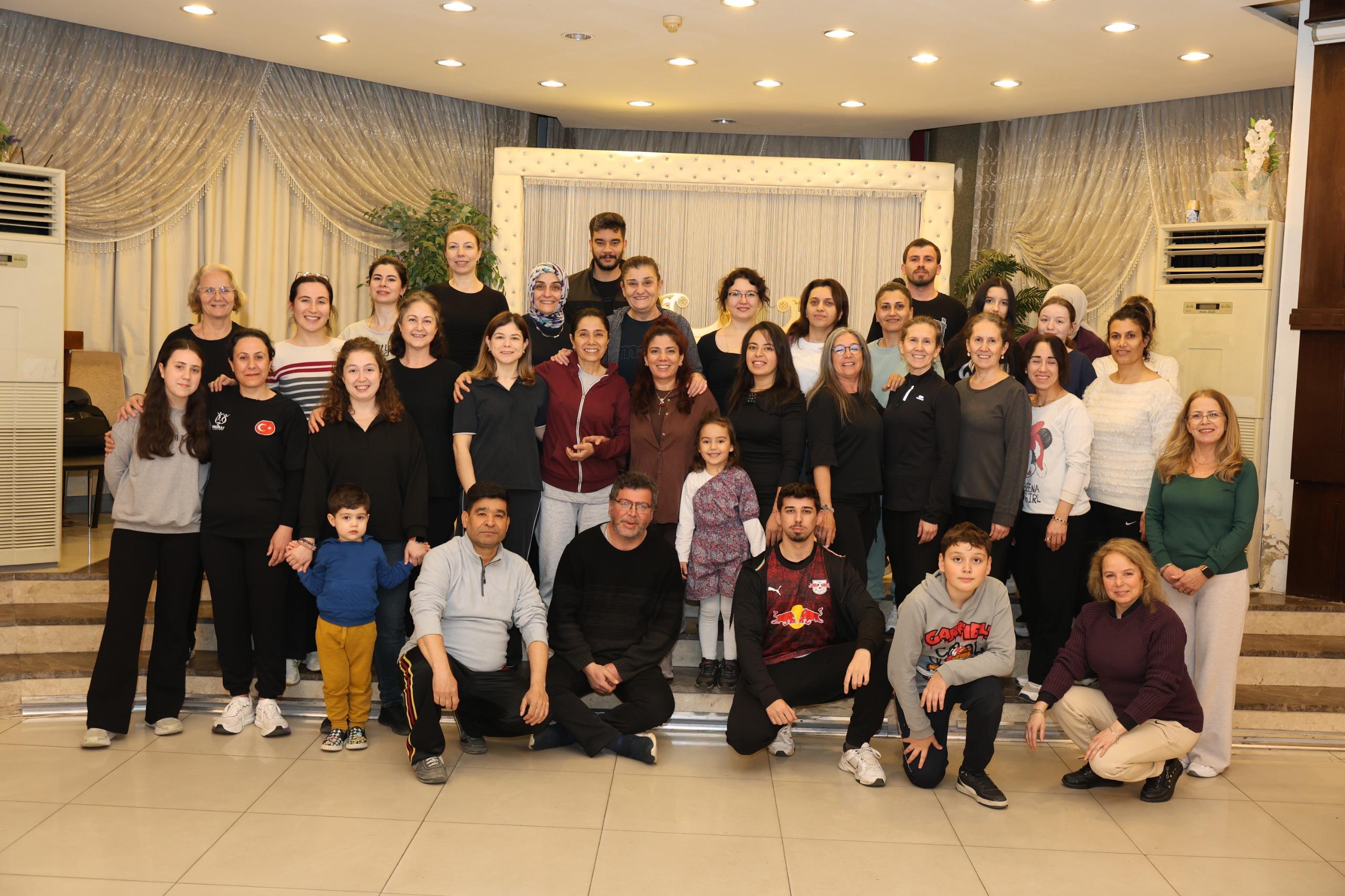 Nazilli Belediyesi halkoyunları ekipleri çalışmalarını sürdürüyor