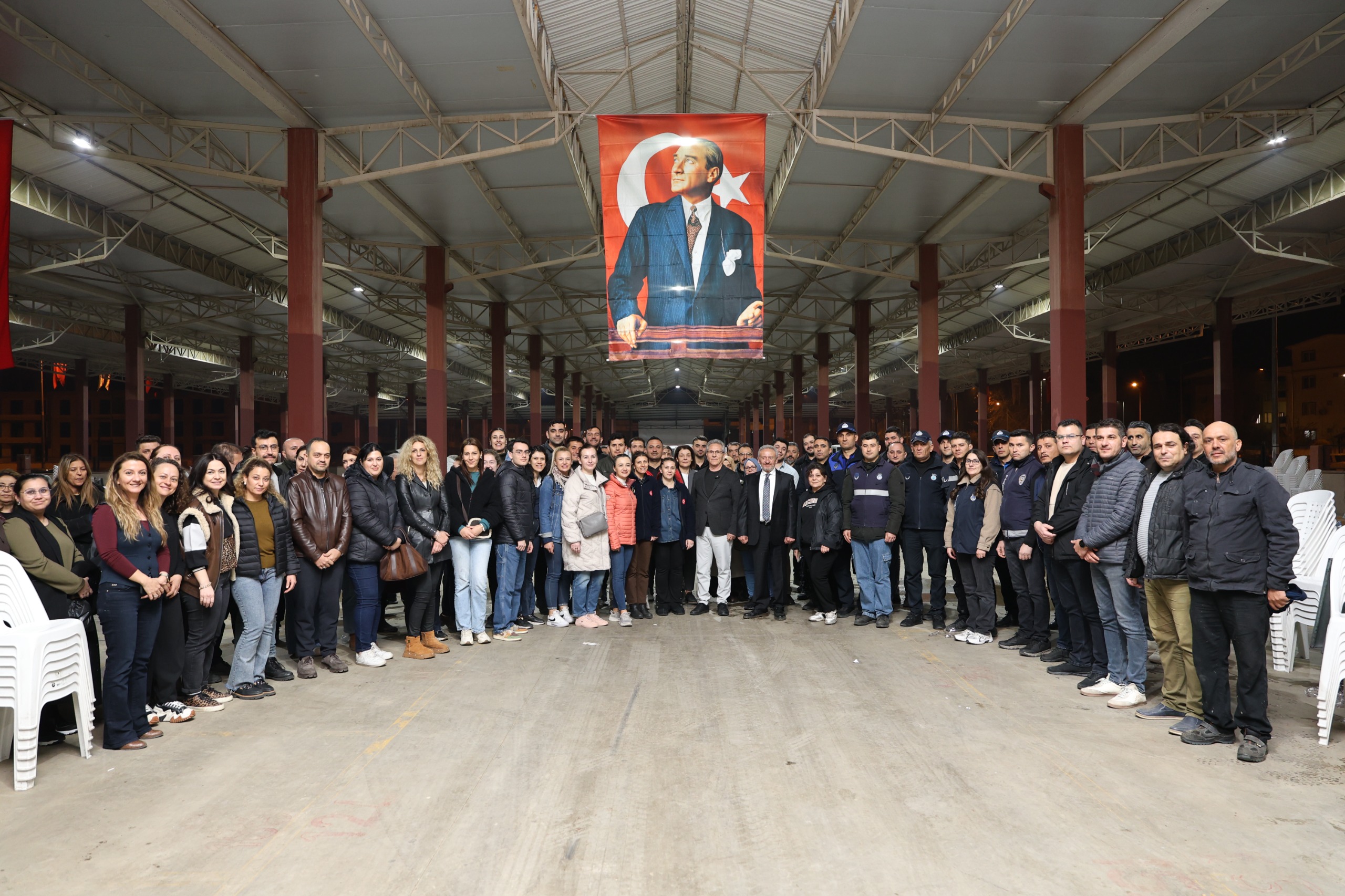 Nazilli Belediyesi Şirinevler Mahallesi’nde iftar programı düzenledi