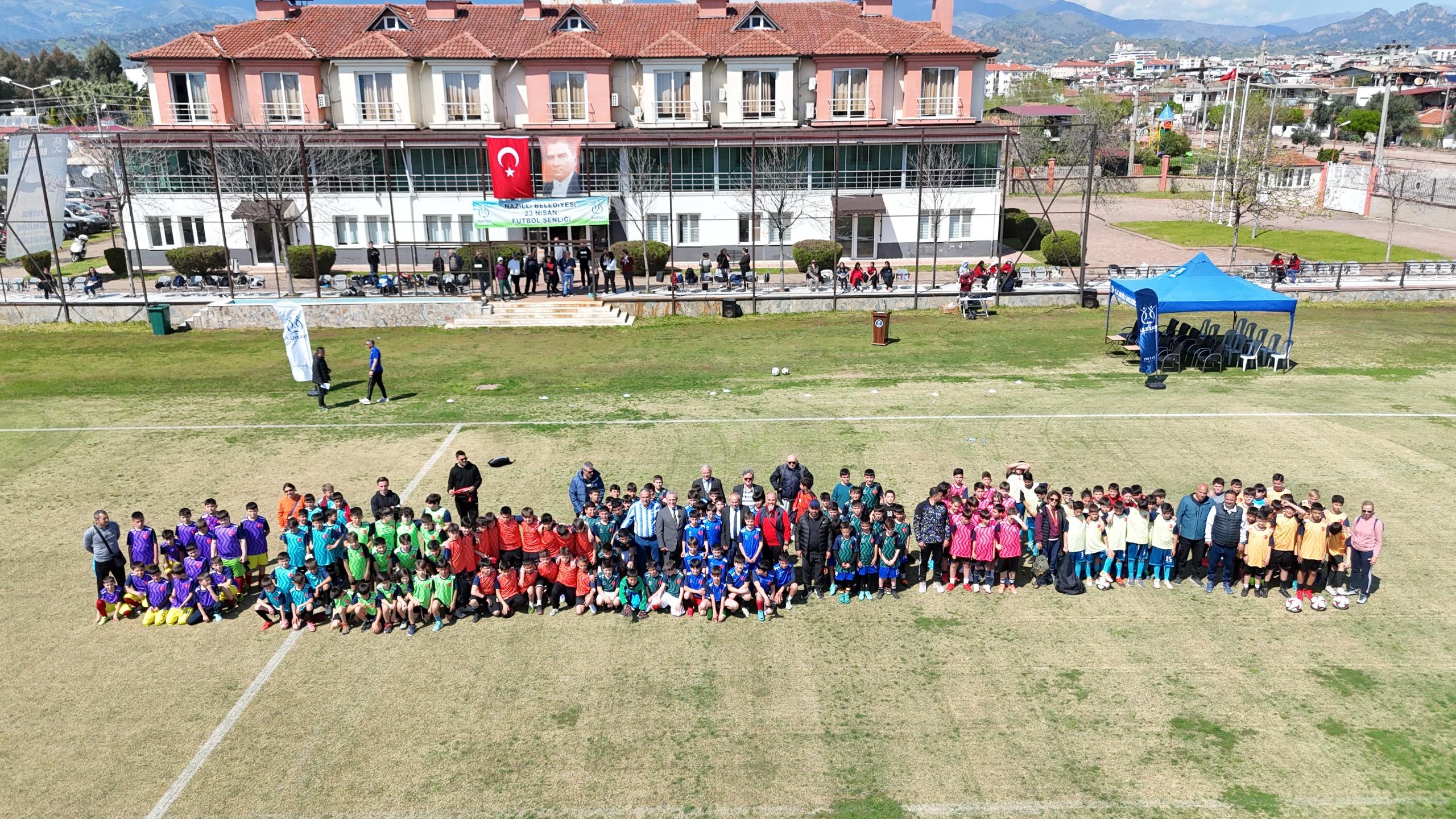 Nazilli’de 23 Nisan coşkusu futbol turnuvasıyla başladı