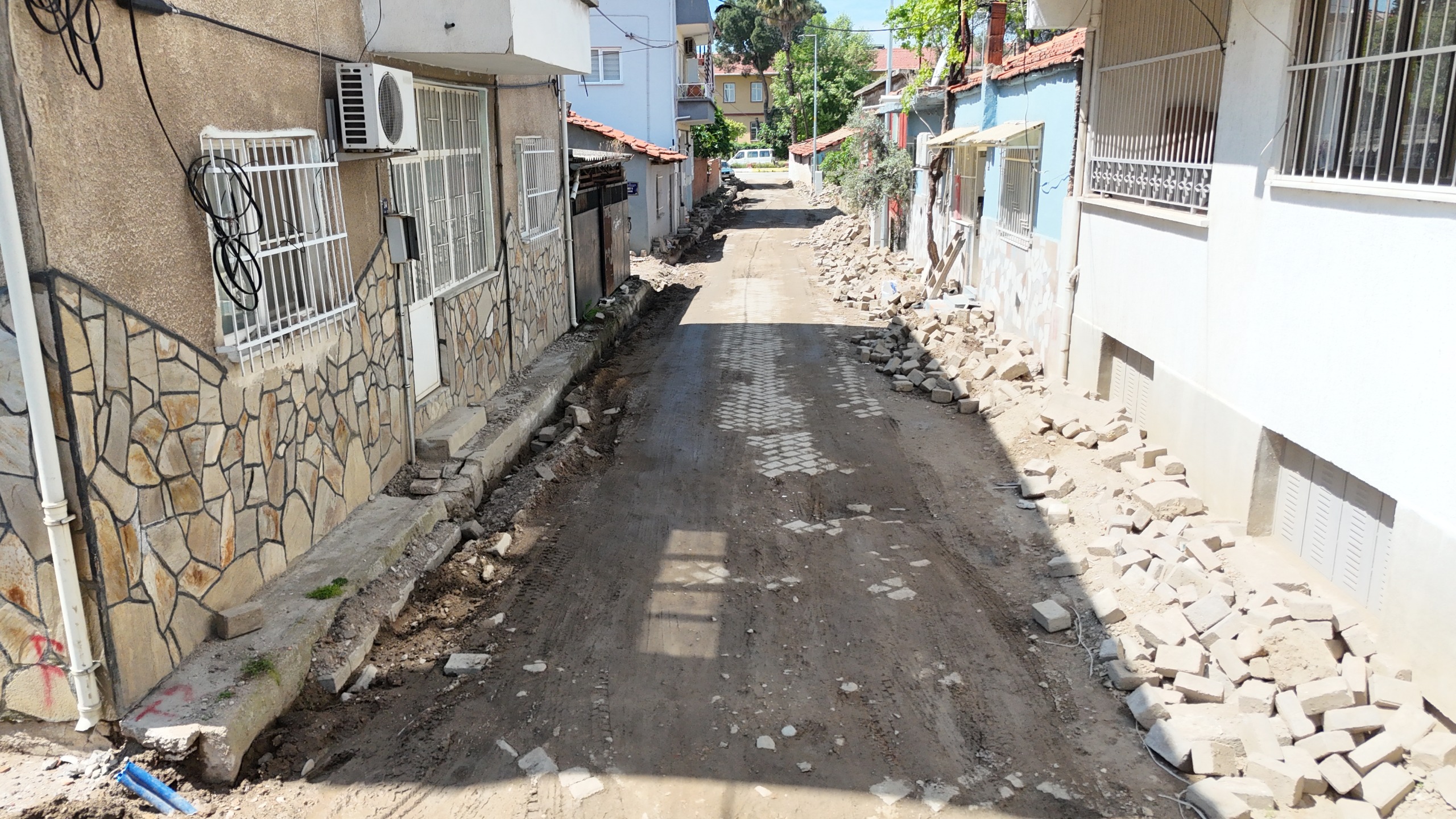 Nazilli’de planlı belediyecilikle yollar artık delik deşik olmayacak