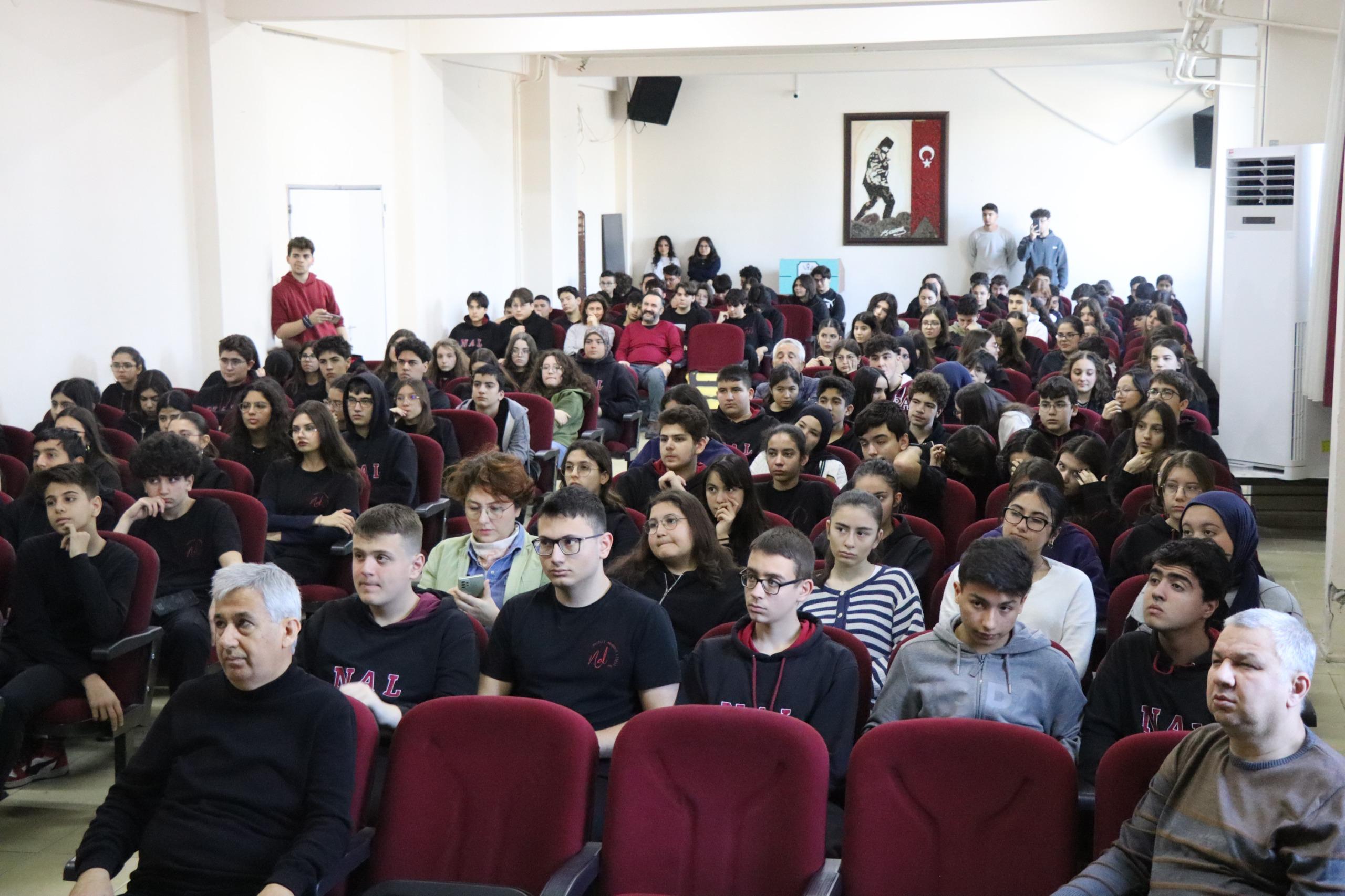 Nazilli’de Deprem Haftası kapsamında öğrencilere afet eğitimi