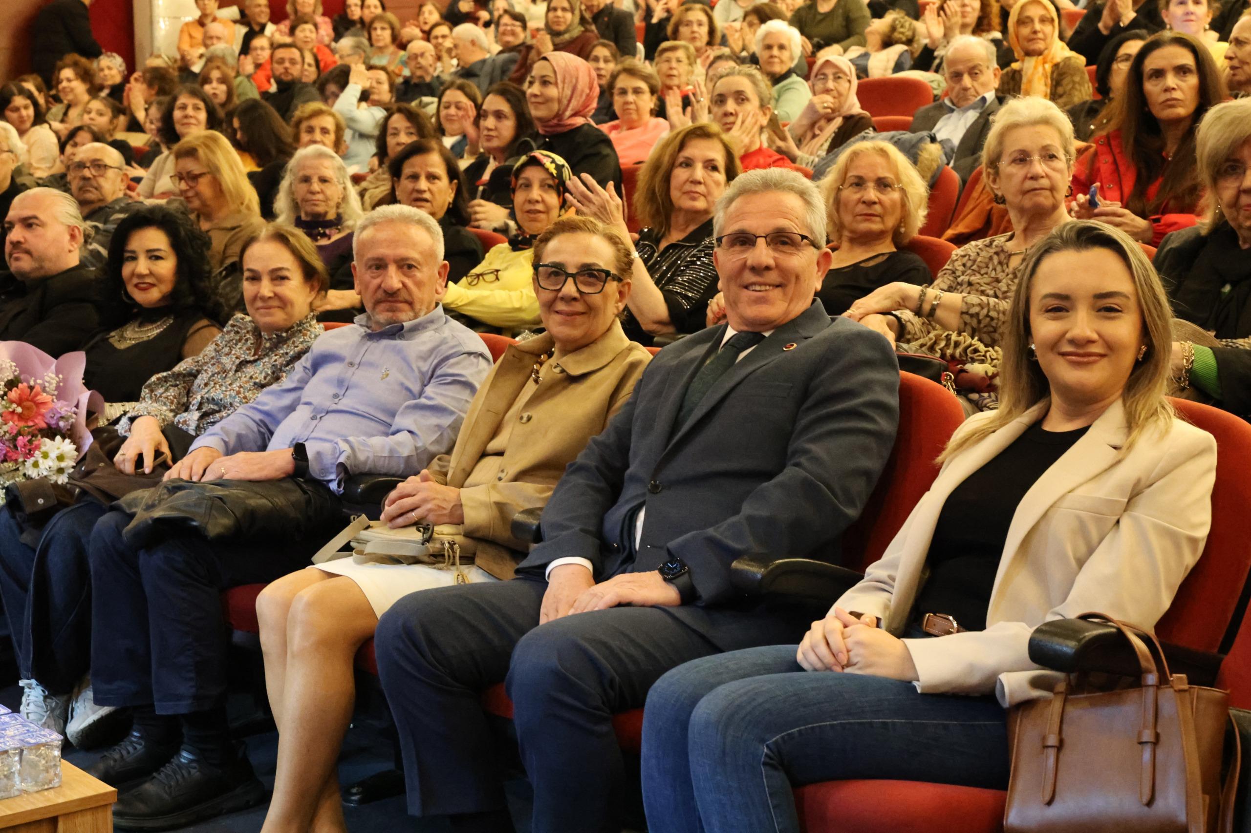 Nazilli’de “Şarkılarda Anılar” ile bahara coşkulu merhaba